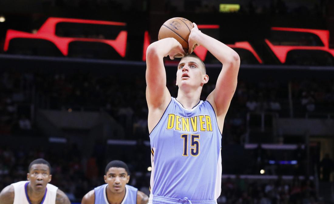 Nikola Jokic, très ému de sa médaille olympique