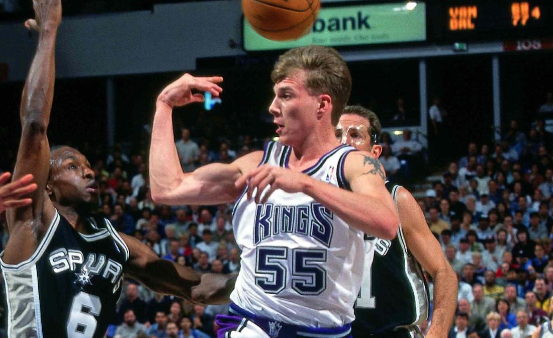 L’art de la passe aveugle