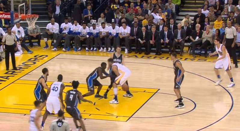 Andrew Bogut est un artiste !