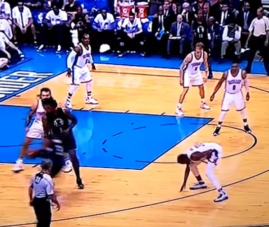 Le coup de p*** de Chris Paul sur Kevin Durant