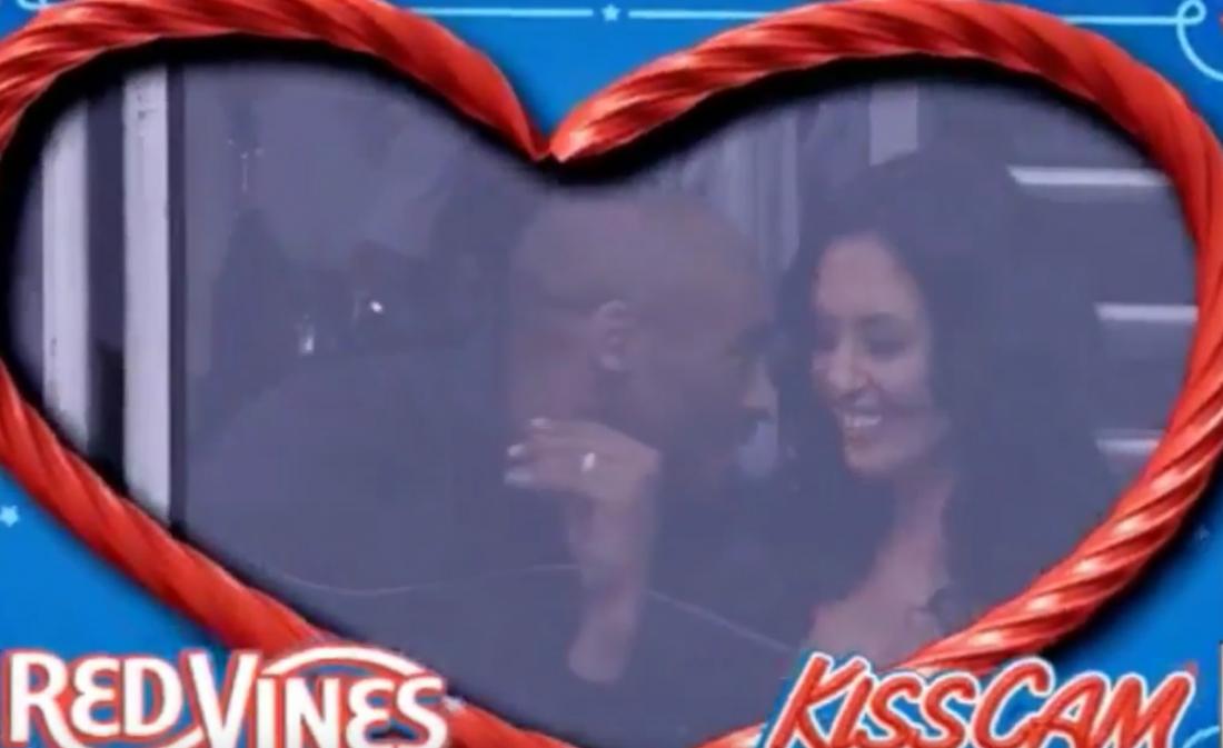 Quand Kobe Bryant passe à la Kiss Cam