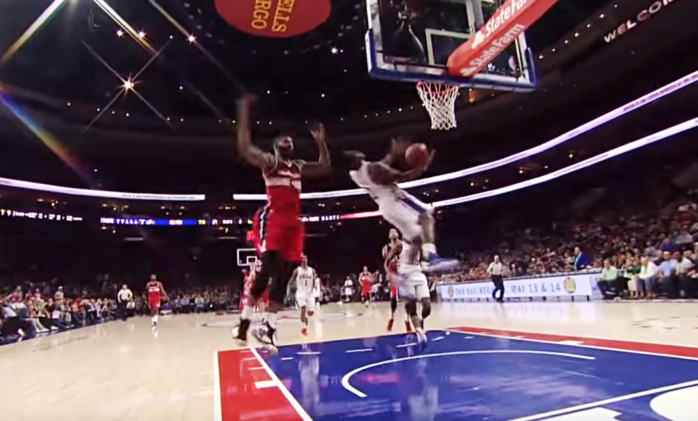 Markieff Morris tente de décapiter Isaiah Canaan et se fait éjecter