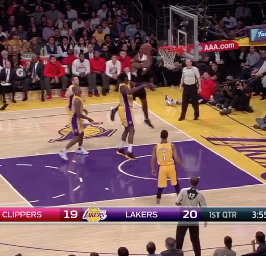 DeAndre Jordan est vraiment un monstre !