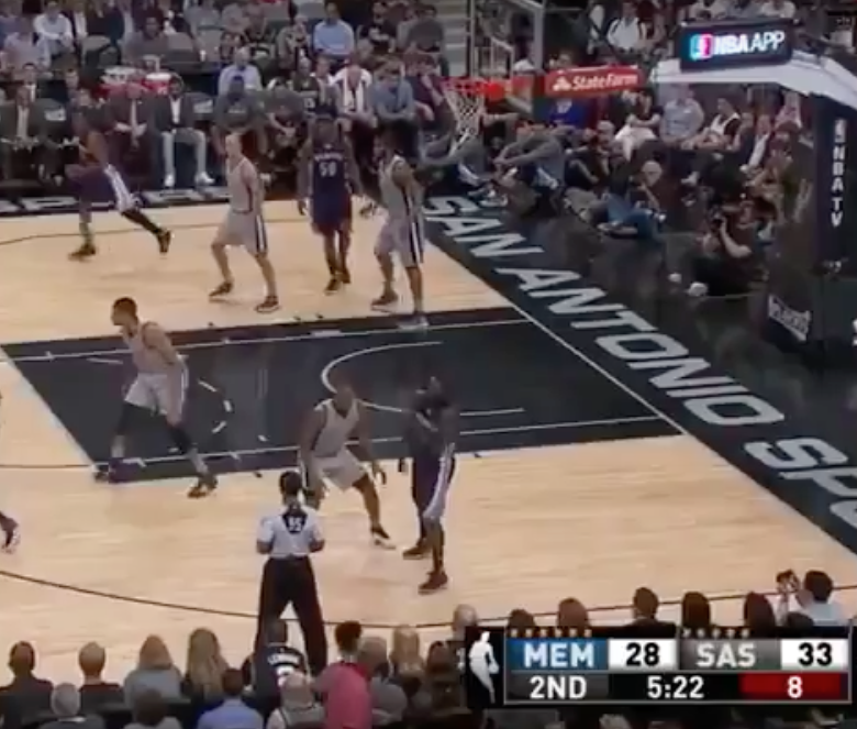 Frustré, Lance Stephenson s’en prend à un coéquipier