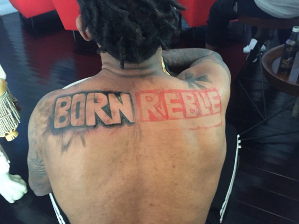 Nick Young évite de justesse un tatouage ridicule !