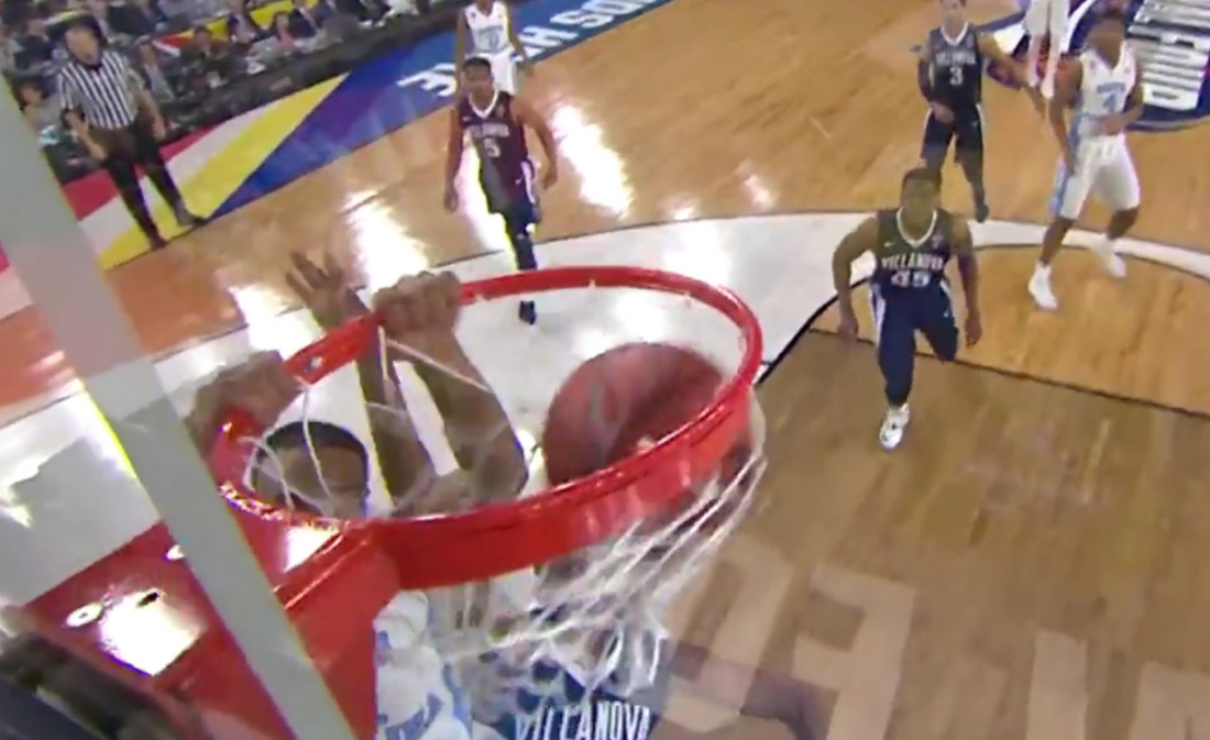 Tous les plus beaux dunks de la finale NCAA