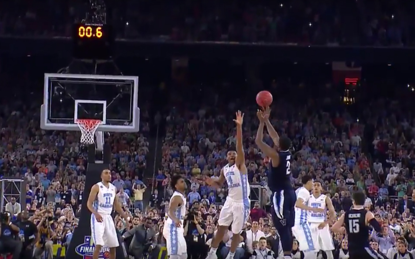 Le shoot de légende de Kris Jenkins au buzzer