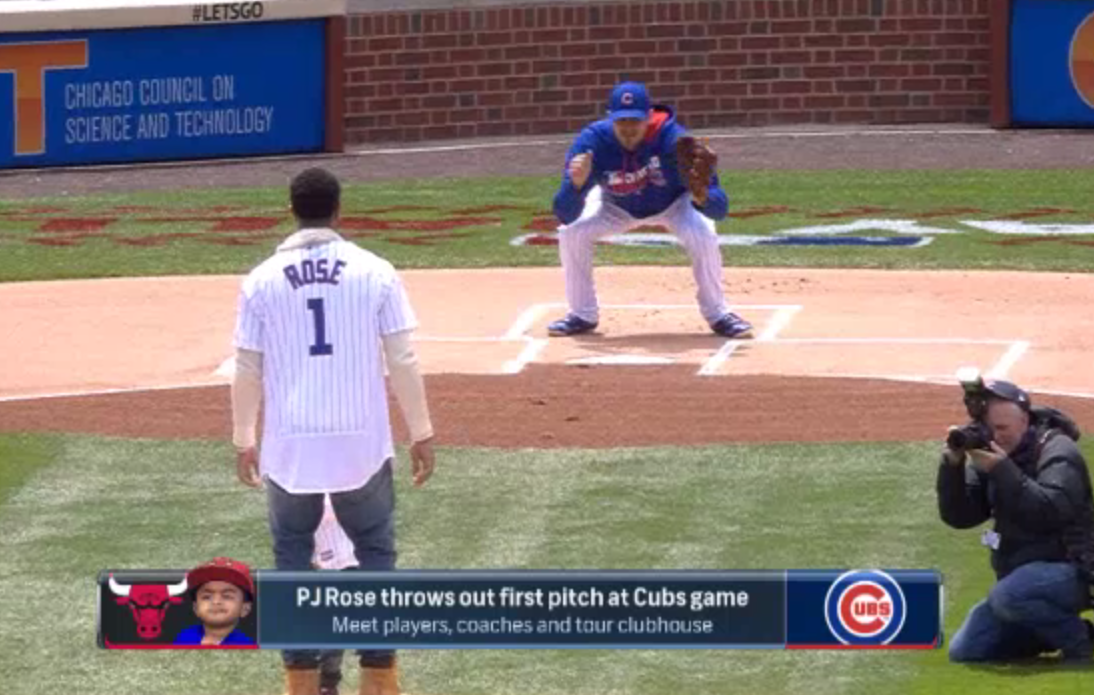 Le fils de Derrick Rose a fait un lancer pour les Chicago Cubs