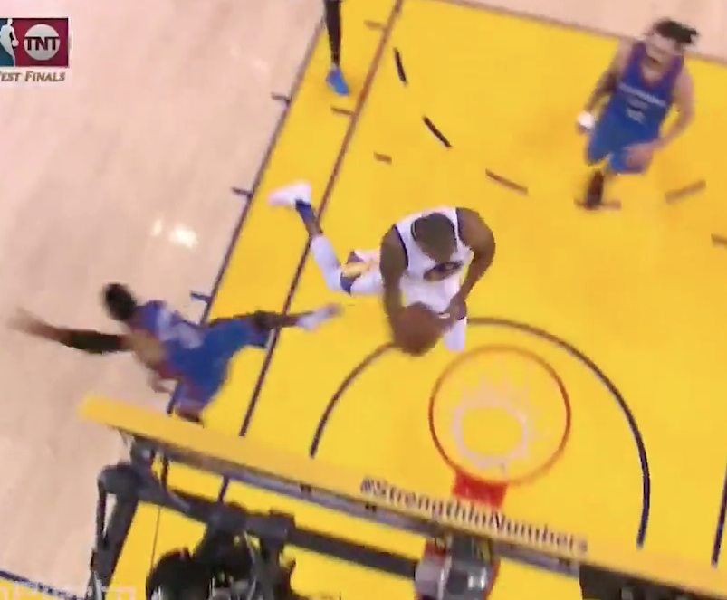 Top 10 de la semaine : Andre Iguodala en mode acrobate, LeBron assure le show