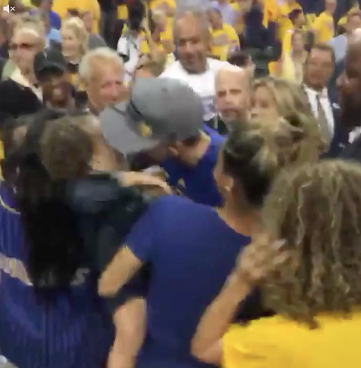 Riley Curry met un vent à son père