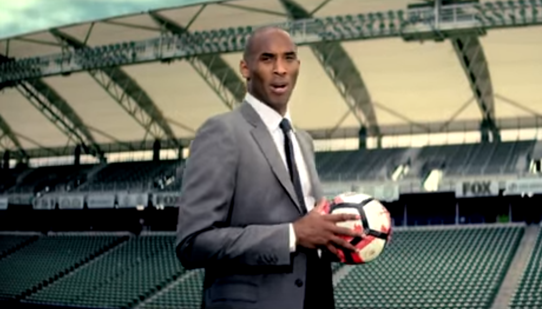 Kobe Bryant joue les VRP pour la Copa America