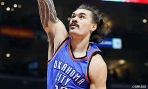 Quand Steven Adams joue comme ça, OKC a un Big Four