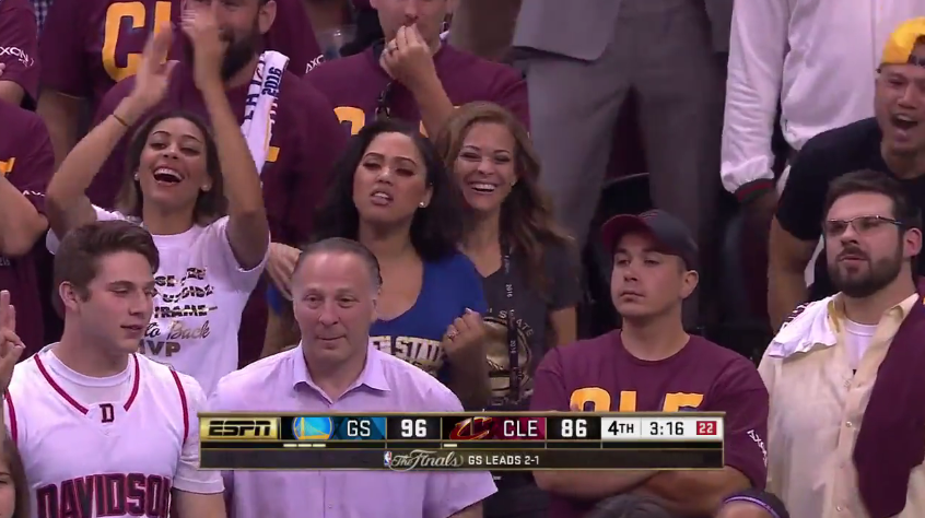 Ayesha Curry a eu une nuit difficile