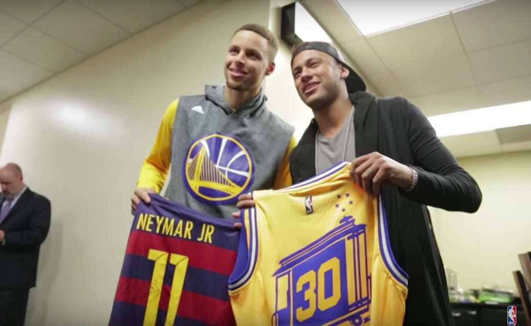 Quand Neymar rend visite aux Golden State Warriors