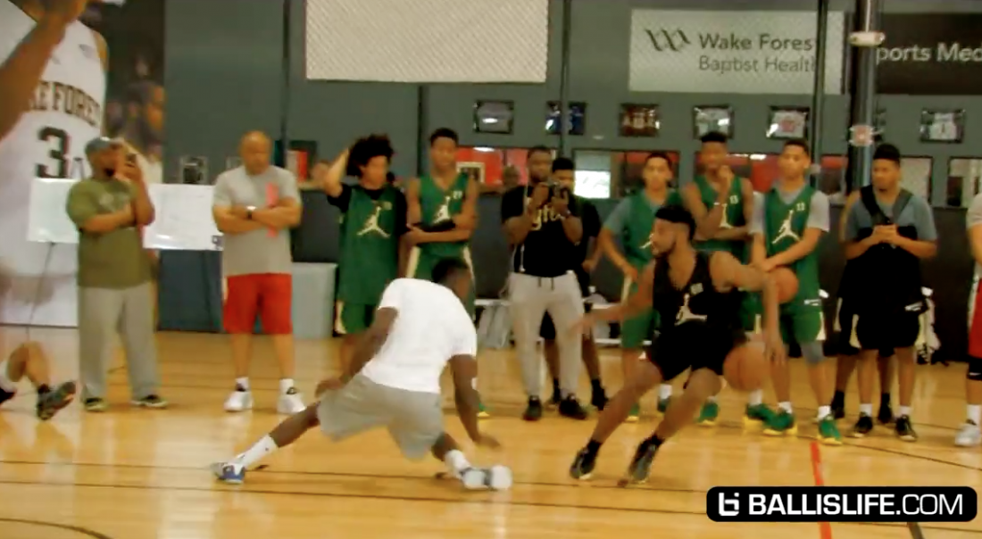 Victor Oladipo se fait crosser, puis marque le game-winner