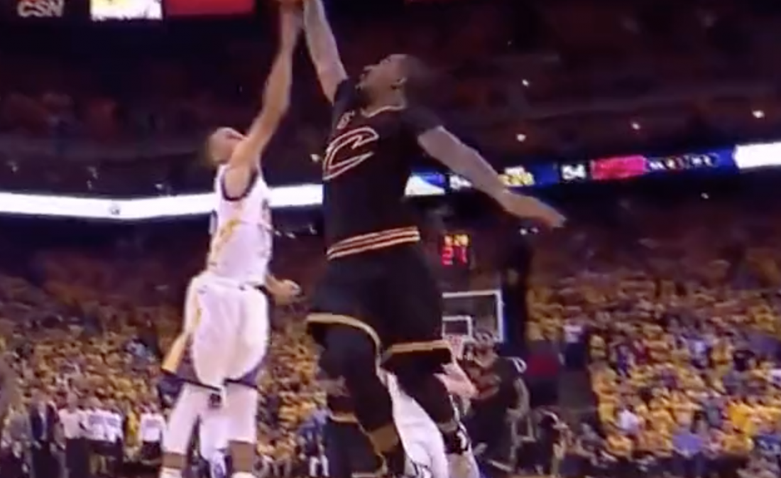 Quand Stephen Curry fait tout, tout seul