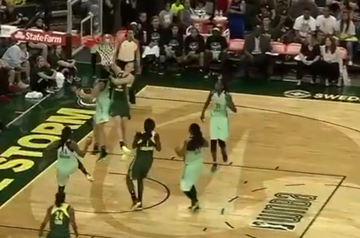 Le plus beau contre que vous verrez aujourd’hui (et de loin)