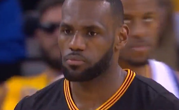 Perf : LeBron James a sorti le grand jeu (41, 16 & 7)