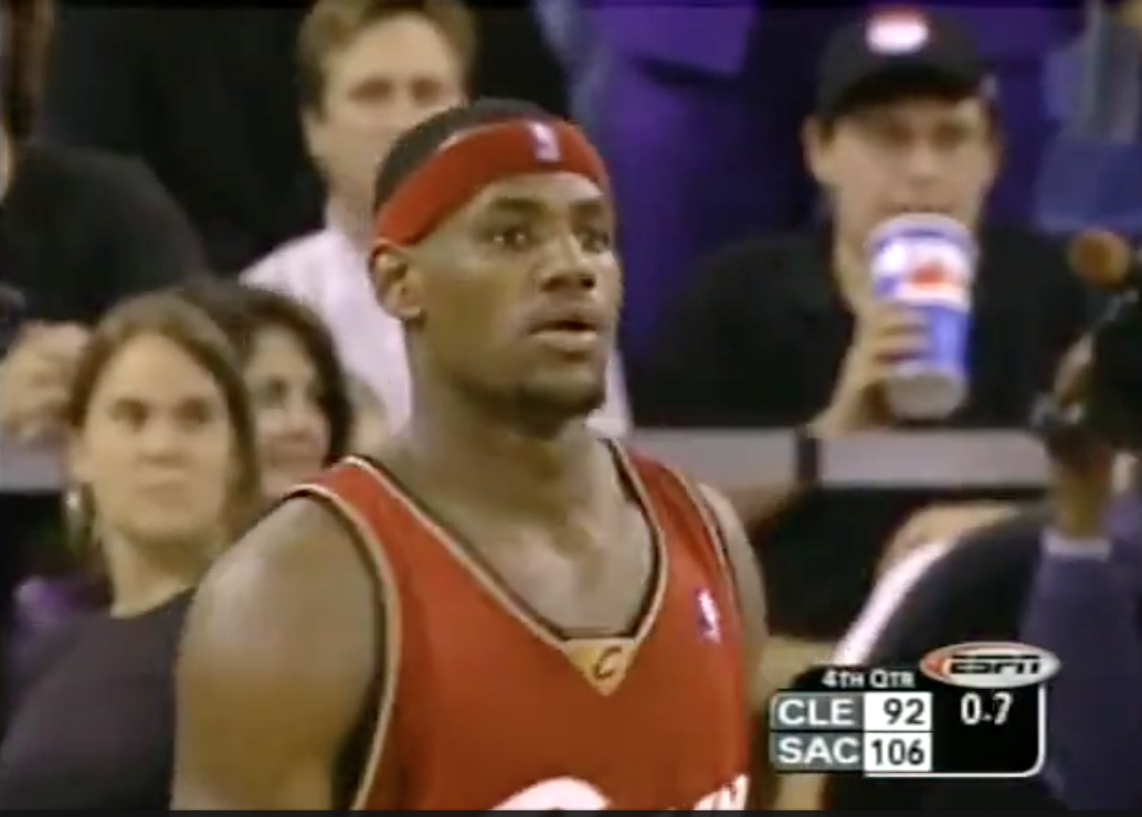 Flashback : Le premier match NBA de LeBron James