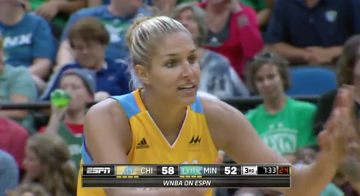 Les images d’un duel chaud bouillant… en WNBA !