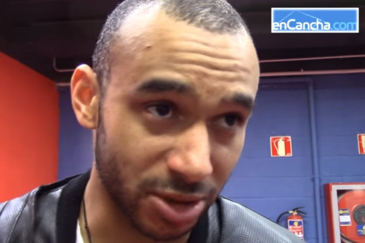 Un échange entre un basketteur et un footballeur ?