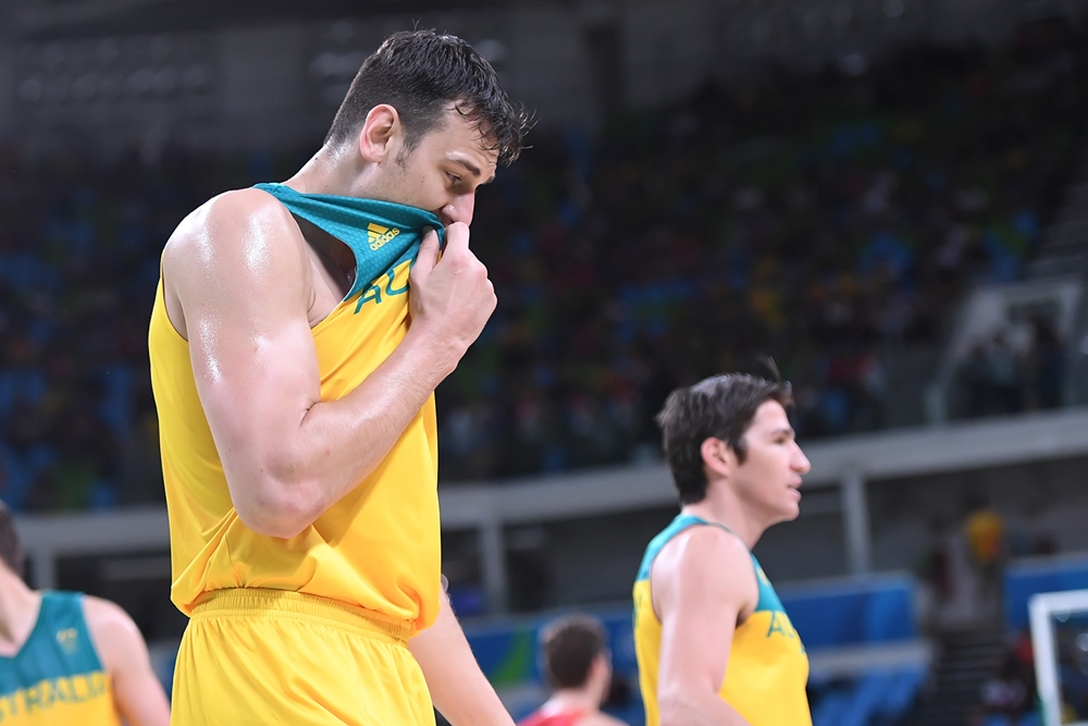 Andrew Bogut ne restera pas aux Mavericks