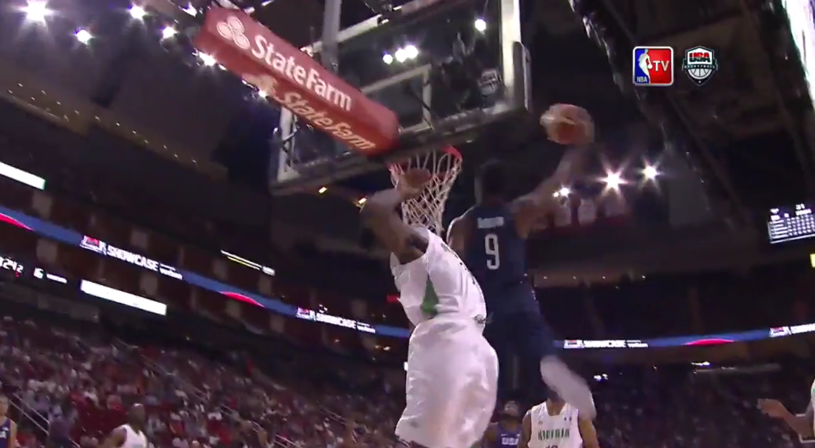 Le festival de dunks de DeMar DeRozan contre le Nigeria
