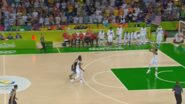 Showtime : Le superbe dunk à 360° de DeMar DeRozan