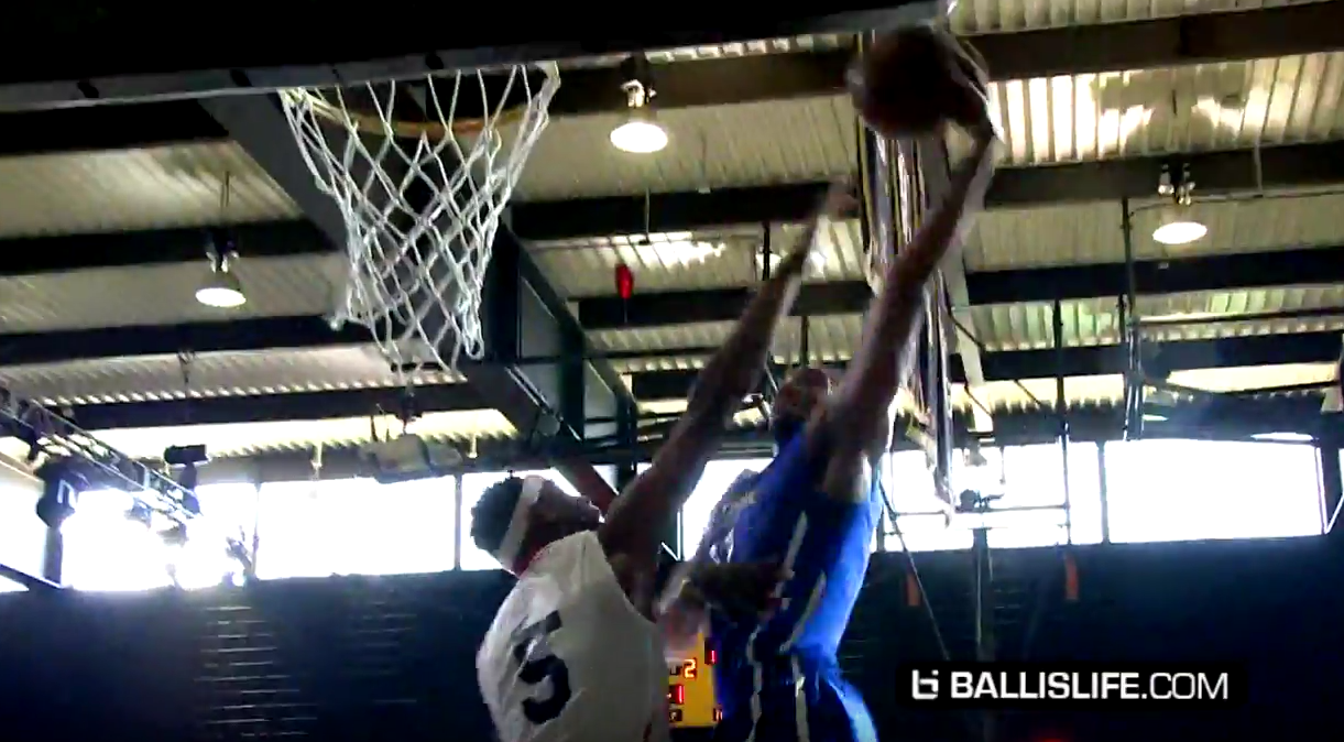 Jabari Parker dunke deux fois sur le même adversaire en Chi-League