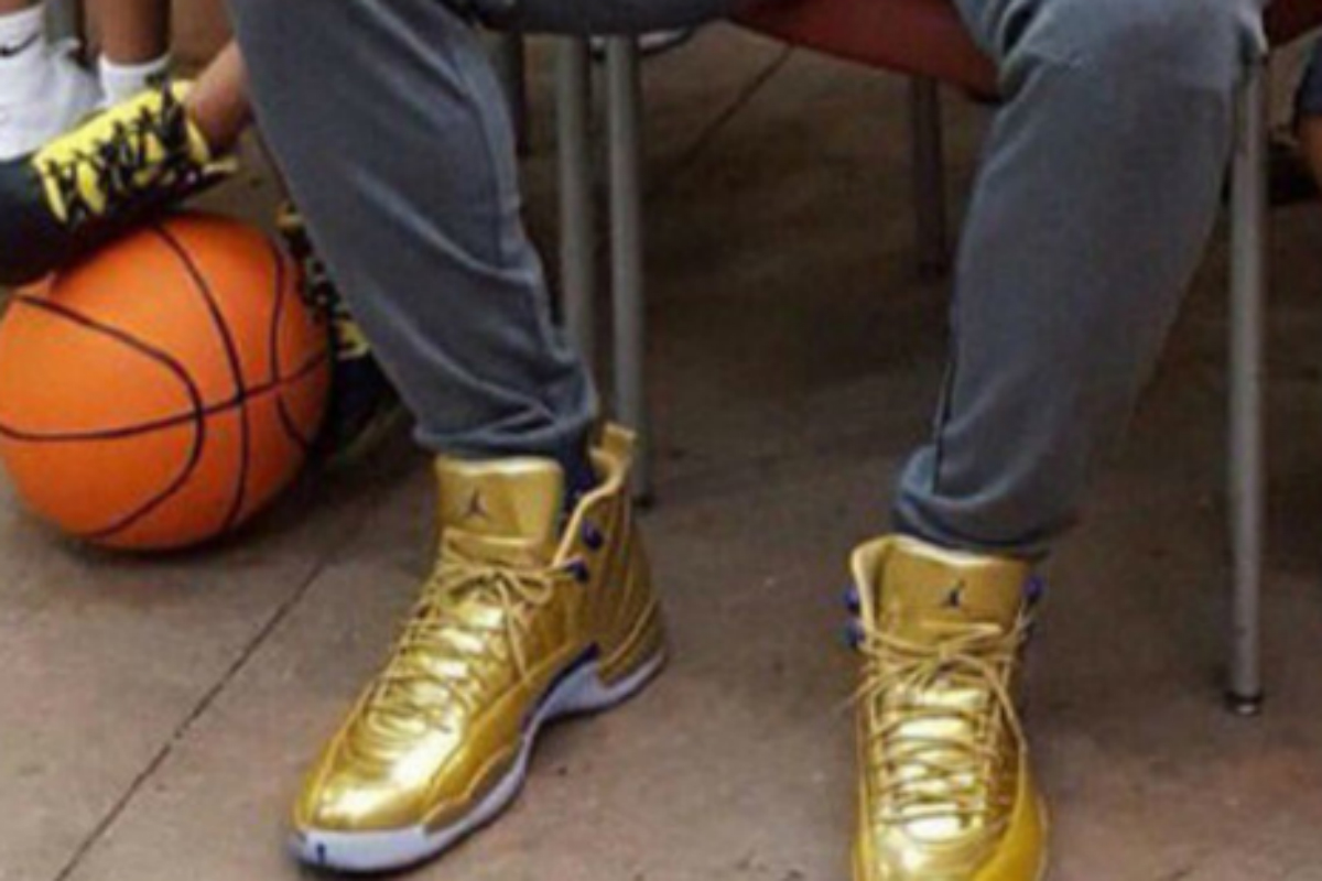 Kawhi Leonard a des Air Jordan 12 introuvables