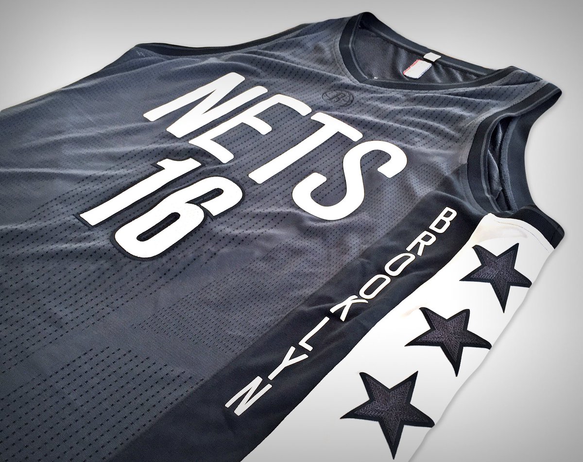 Miracle : Les Brooklyn Nets ont enfin un très beau maillot !