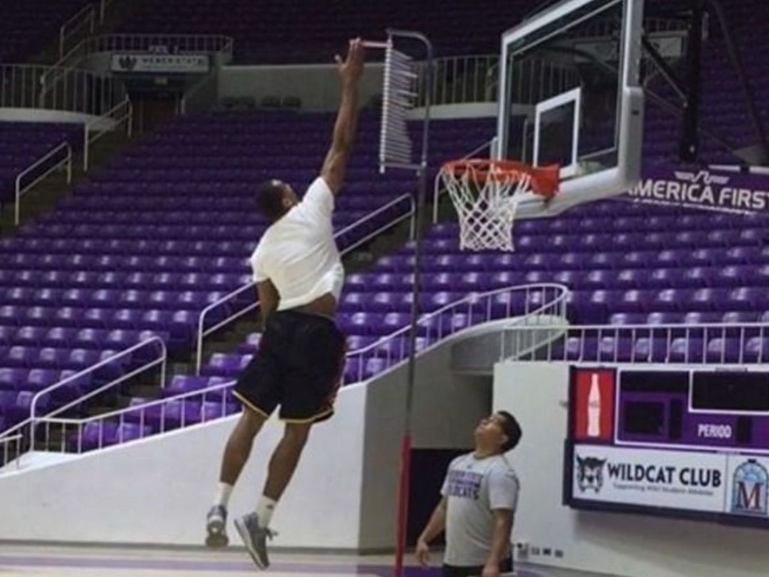 Joel Bolomboy, le rookie du Jazz a un jump de dingue !