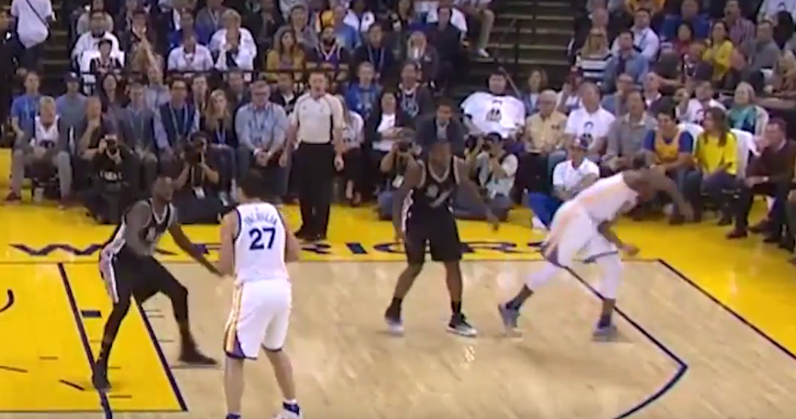 Le premier flopping ridicule de la saison… d’Andre Iguodala