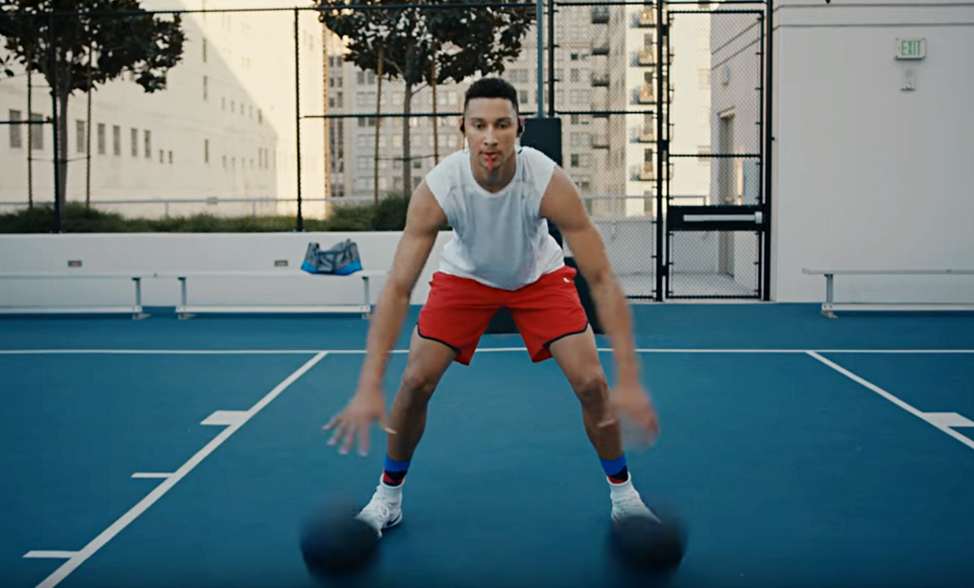 Ben Simmons avec DJ Khaled et Steve Buscemi dans le nouveau spot de Beats by Dre