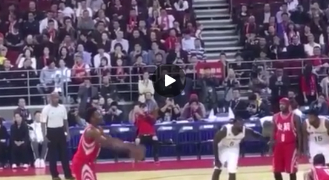 Chinanu Onuaku, le rookie des Rockets continue de shooter à la cuillère
