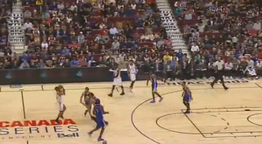 Cory Joseph met un shoot à la Curry contre les Warriors