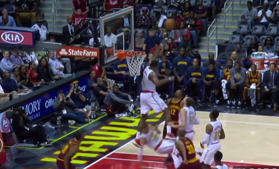 Dwight Howard postule pour l’adaptation au ciné de Jeanne et Serge