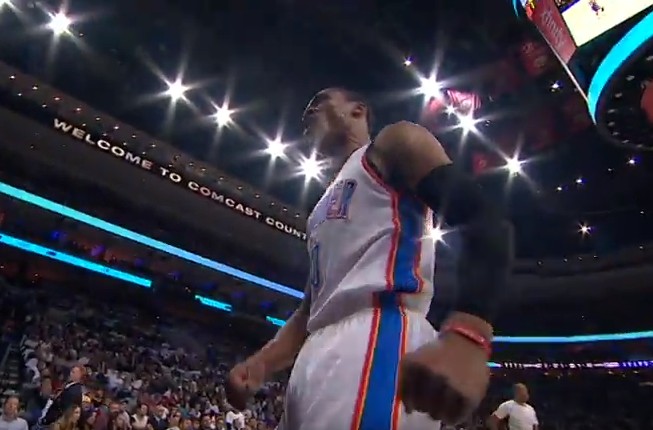 Top 10 : Lance Stephenson et Willy Cauley-Stein au poster, le doublé pour Russell Westbrook