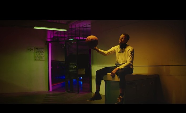 « Make that old » : La nouvelle pub Under Armour avec Stephen Curry