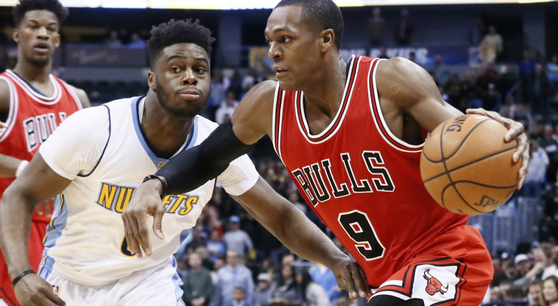 Crise à Chicago ? Rajon Rondo, encore benché, veut rencontrer le GM