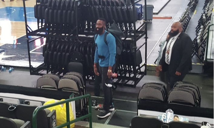 James Harden trolle magnifiquement les Mavericks