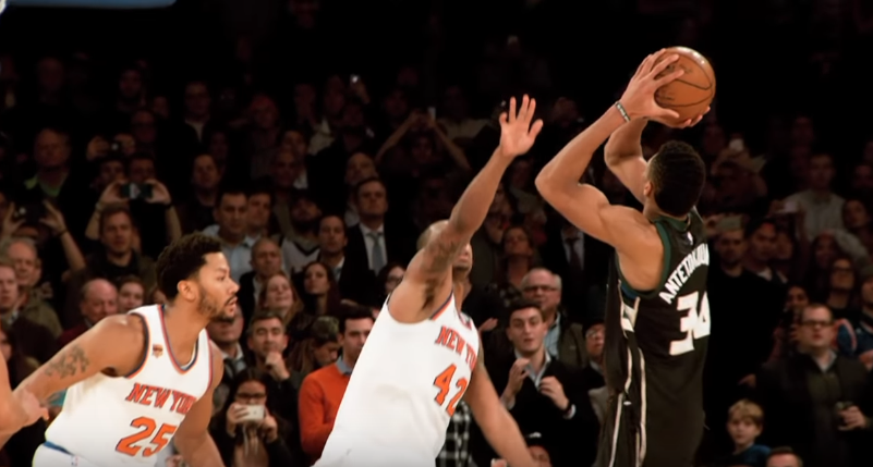 Nouvelle Superstar : Giannis Antetokounmpo achève les Knicks au buzzer