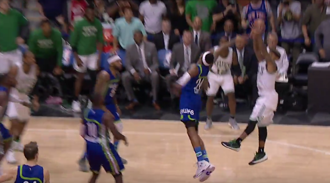Clutch : le panier de la gagne signé Isaiah Thomas !