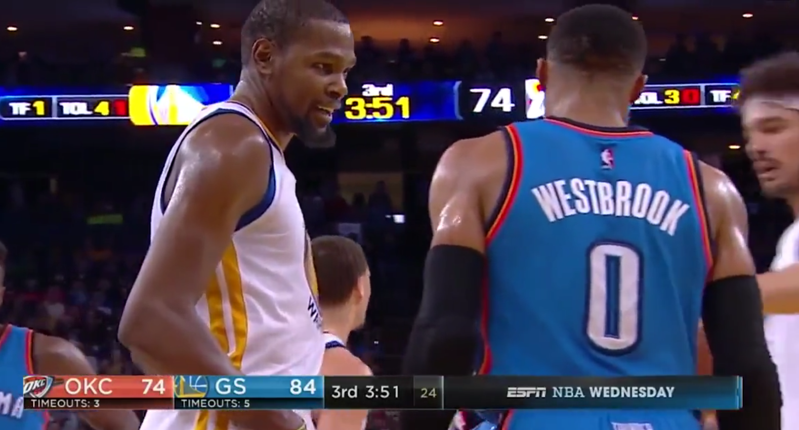 Kevin Durant et Russell Westbrook se sont parlés… 5 secondes