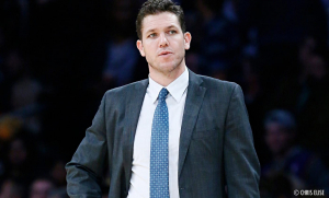 Luke Walton sur un siège éjectable ?