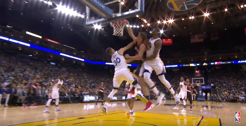 Meyers Leonard postérise Stephen Curry et Kevin Durant !