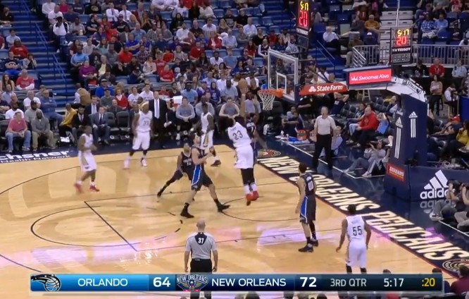 Not in my house : Serge Ibaka met un stop à Anthony Davis