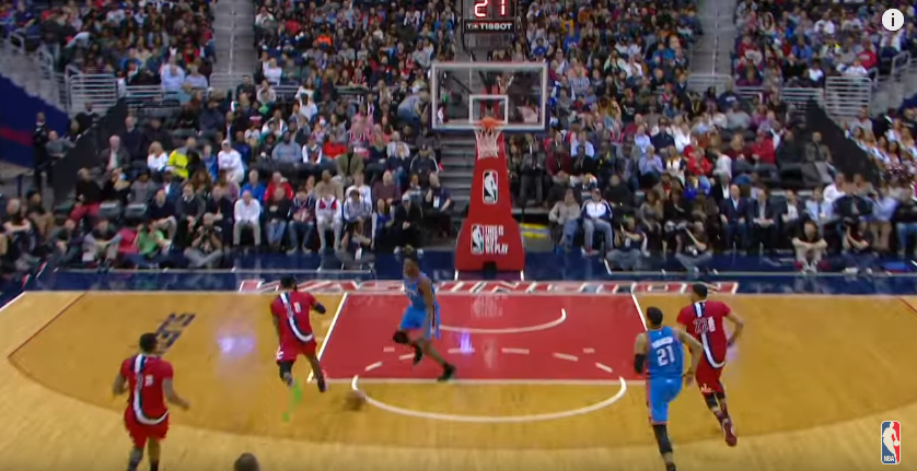 John Wall régale avec des passes fantastiques !