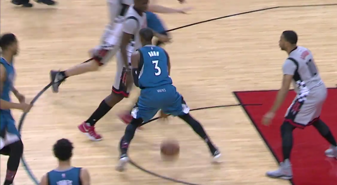 Top 10 : Kris Dunn a des yeux dans le dos !