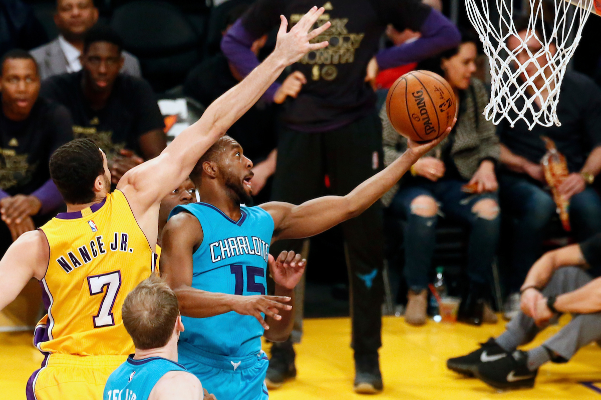 Les Hornets se redonnent un peu d’air en battant les Lakers